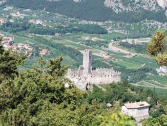(User:Alma), Burg Drena Trentino 2009, CC BY-SA 3.0